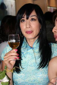 娱乐大爆料钟丽缇是谁,娱乐大爆料中的璀璨明星  第1张